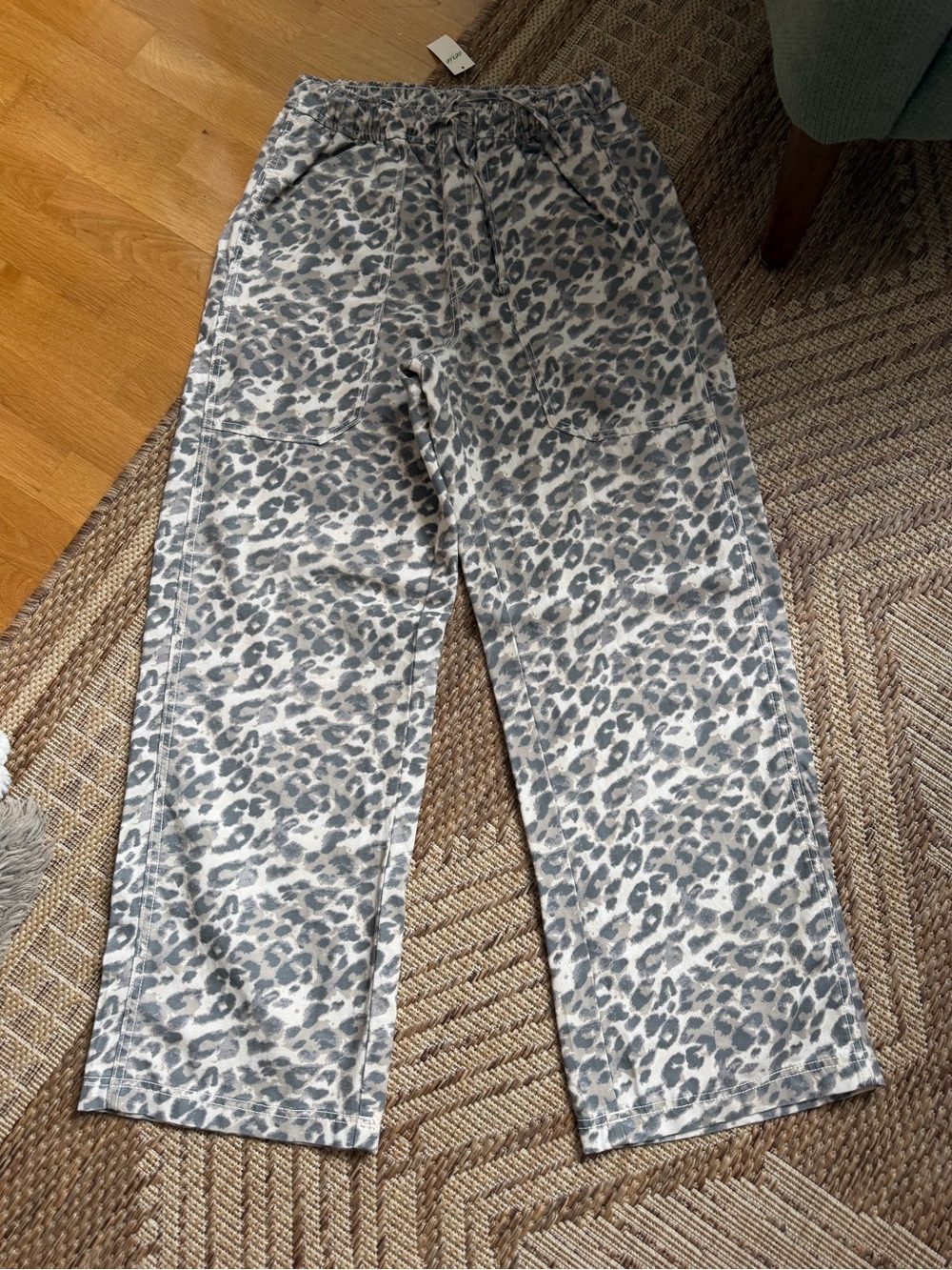 Women’s Leopard Print Casual Pants